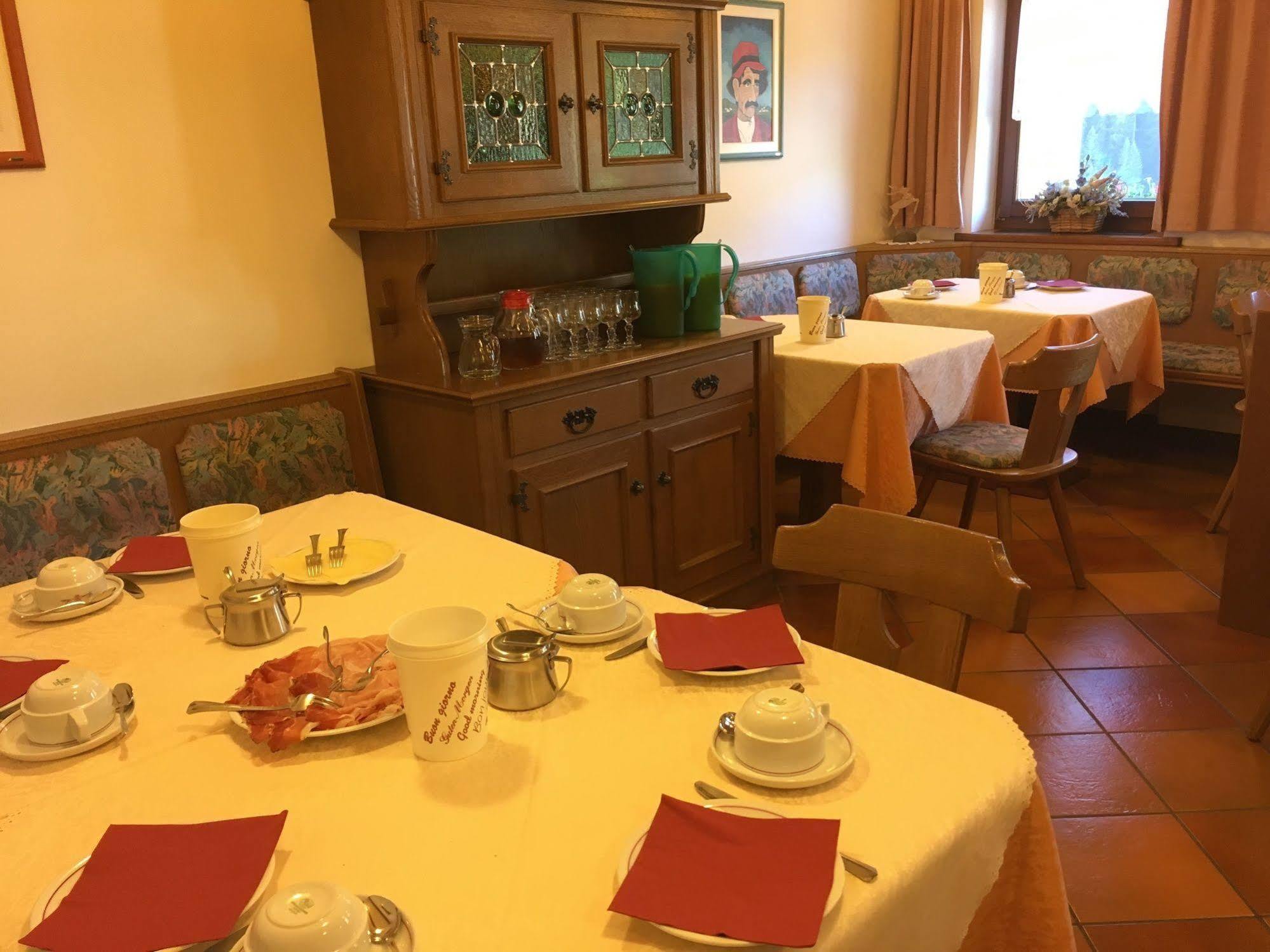 Hotel Garnì Astor Arabba Esterno foto